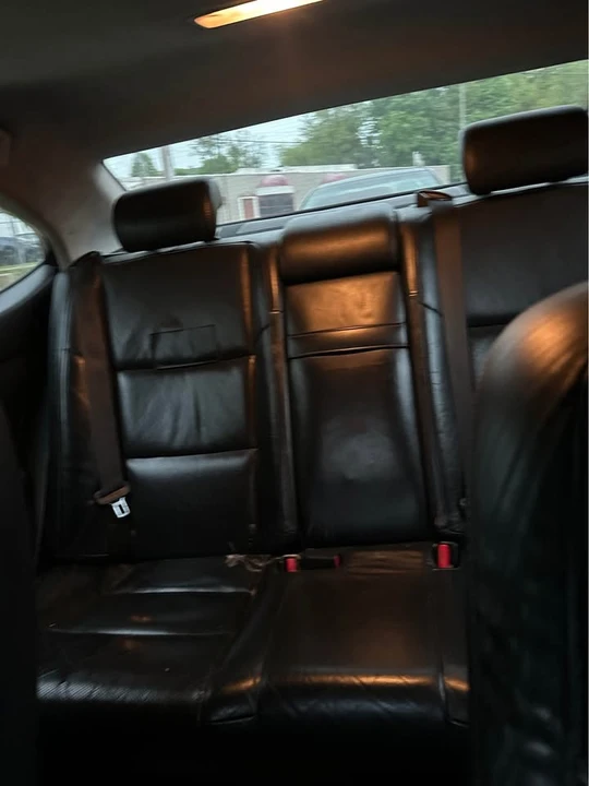 2015 Lexus ES 6th Gen - Image 7 of 8