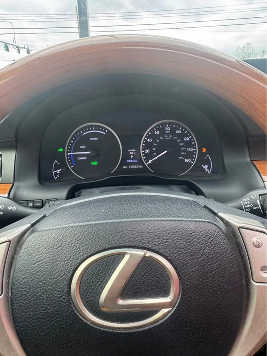 2015 Lexus ES 6th Gen - Image 3 of 6