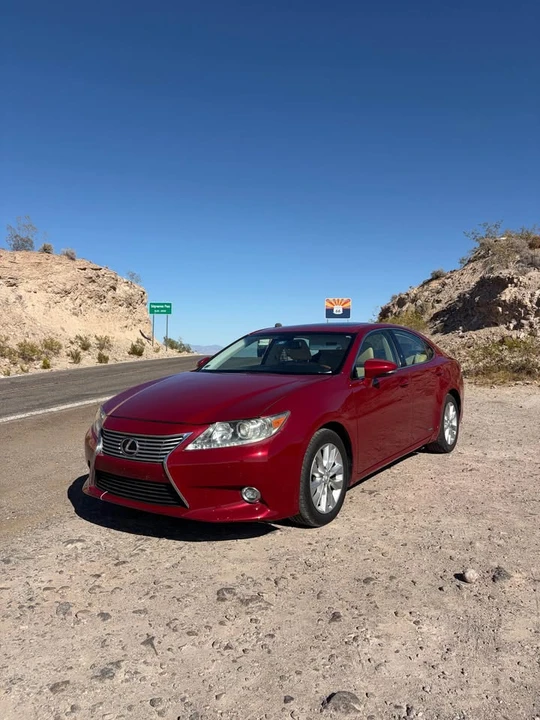 2015 Lexus ES 6th Gen - Image 6 of 21
