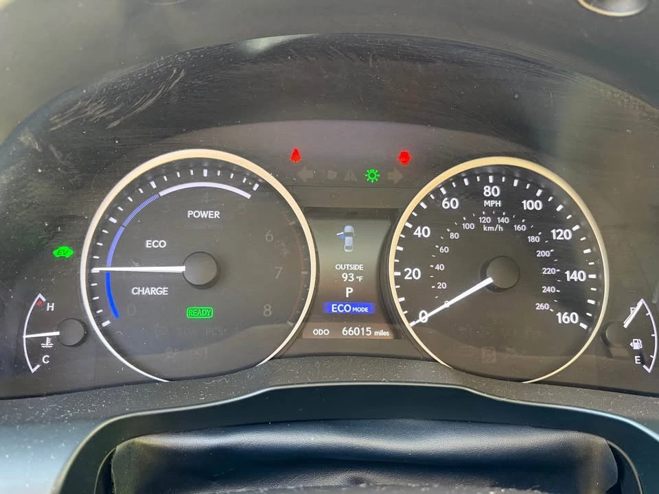 2015 Lexus ES 6th Gen - Image 14 of 21