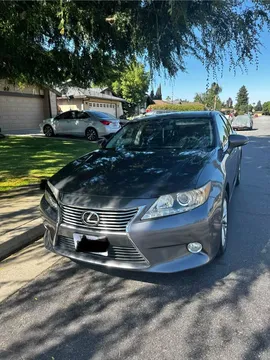 2015 Lexus ES 350 Crafted Line