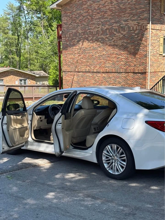 2015 Lexus ES 6th Gen - Image 6 of 10
