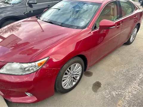 2015 Lexus ES 350 Luxury Sedan 4D