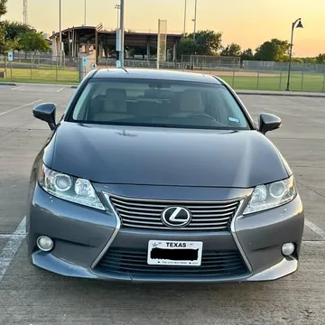 2015 Lexus ES 350 Luxury Sedan 4D