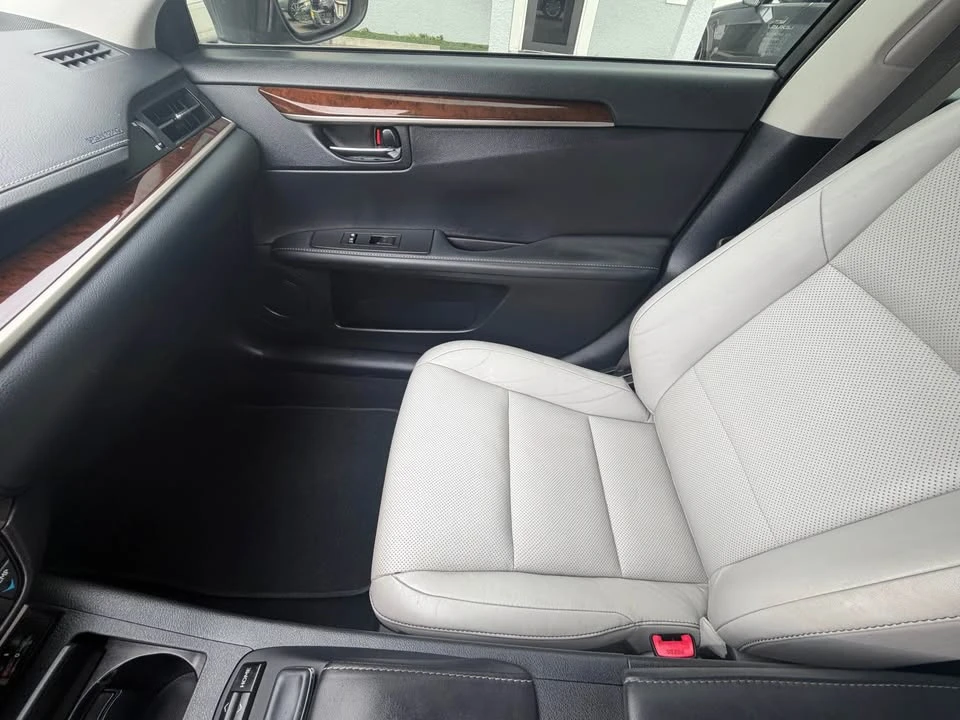 2015 Lexus ES 6th Gen - Image 16 of 16