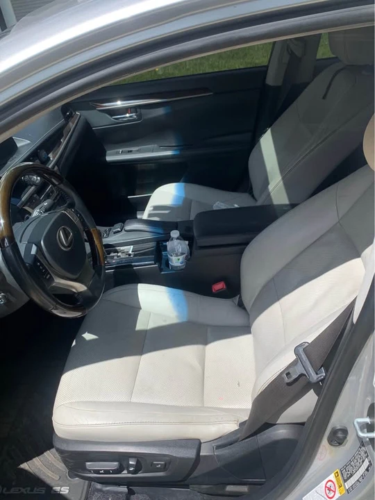 2015 Lexus ES 6th Gen - Image 8 of 14