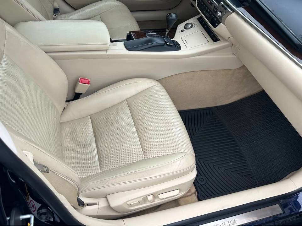 2015 Lexus ES 6th Gen - Image 20 of 20