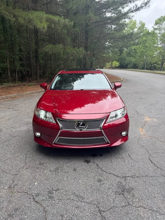 2015 Lexus ES 6th Gen - Image 3 of 20