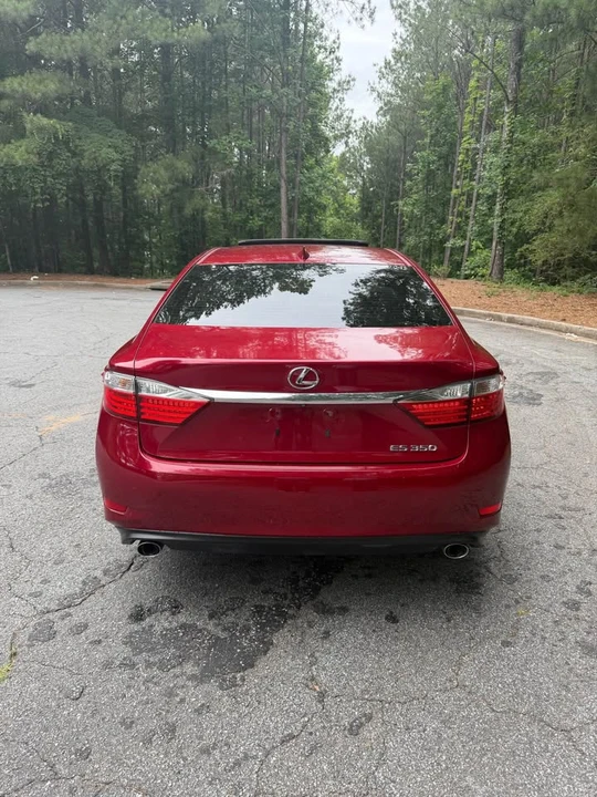 2015 Lexus ES 6th Gen - Image 10 of 20