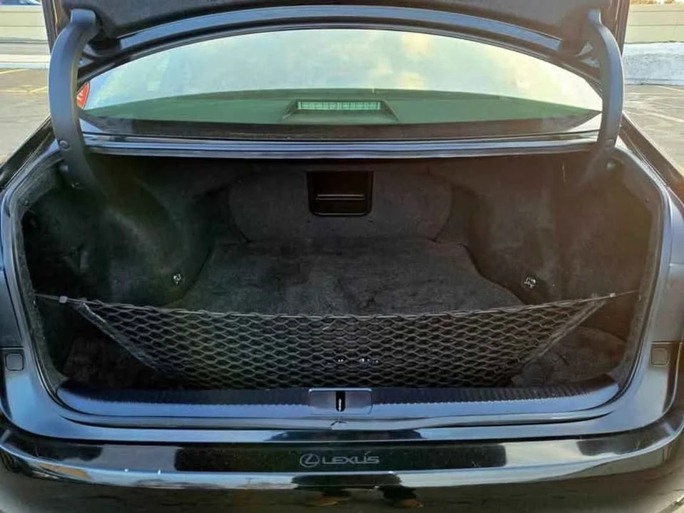2015 Lexus ES 6th Gen - Image 17 of 18