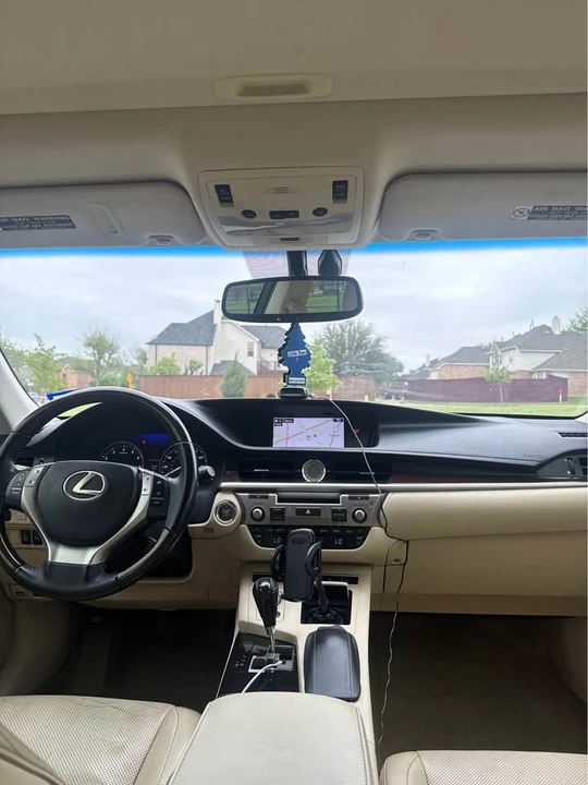 2015 Lexus ES 6th Gen - Image 13 of 13