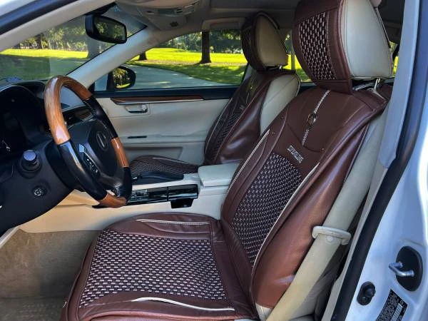 2015 Lexus ES 6th Gen - Image 7 of 13