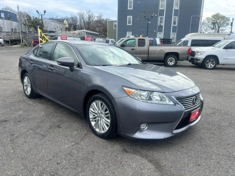 2015 Lexus ES 6th Gen - Image 7 of 12