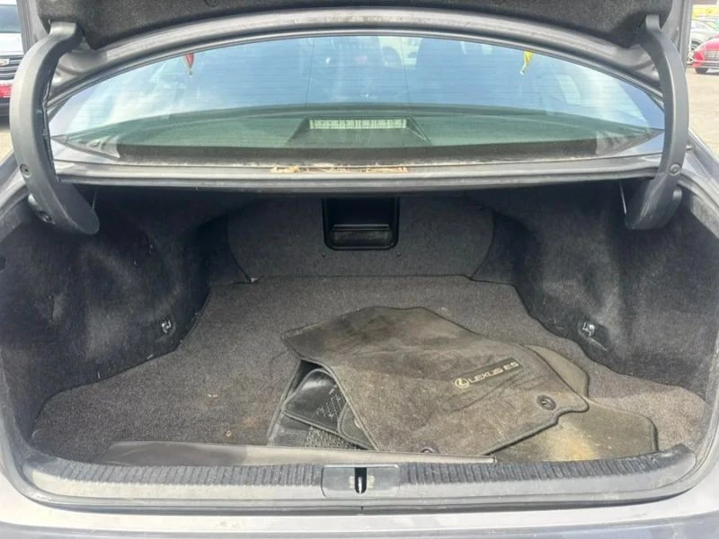 2015 Lexus ES 6th Gen - Image 10 of 12