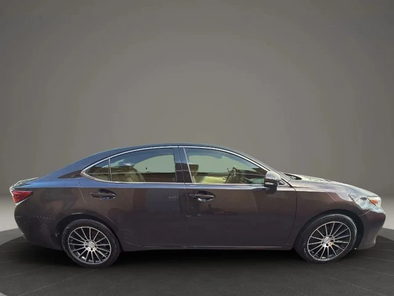 2015 Lexus ES 6th Gen - Image 4 of 12