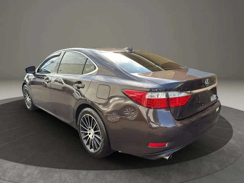 2015 Lexus ES 6th Gen - Image 7 of 12