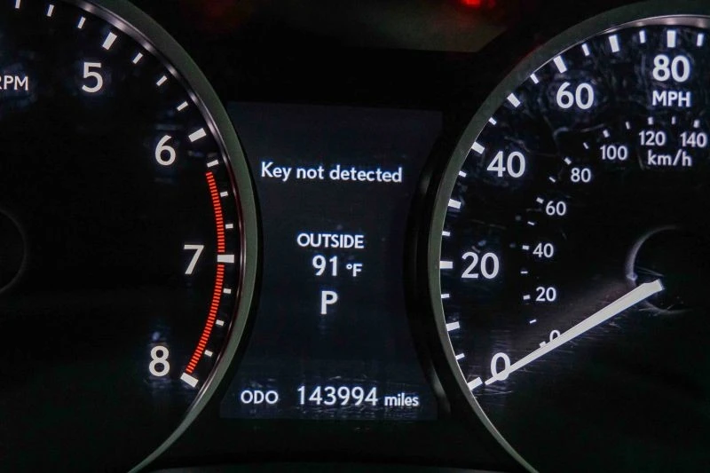 2015 Lexus ES 6th Gen - Image 8 of 12