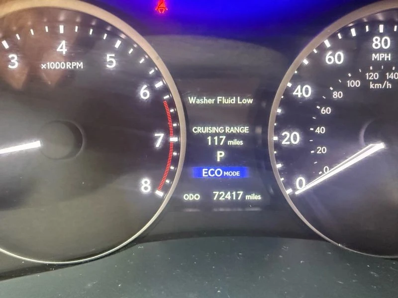 2015 Lexus ES 6th Gen - Image 11 of 12