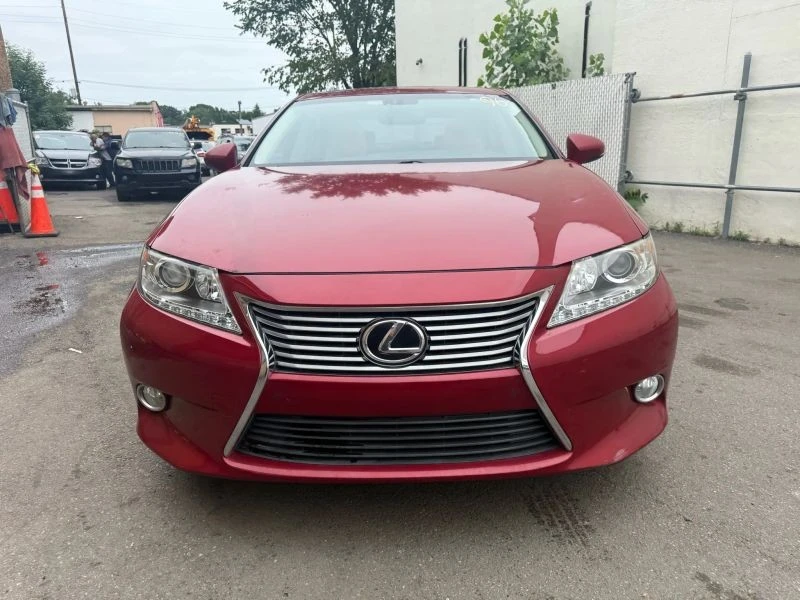 2015 Lexus ES 6th Gen - Image 2 of 12