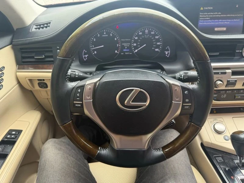 2015 Lexus ES 6th Gen - Image 12 of 12