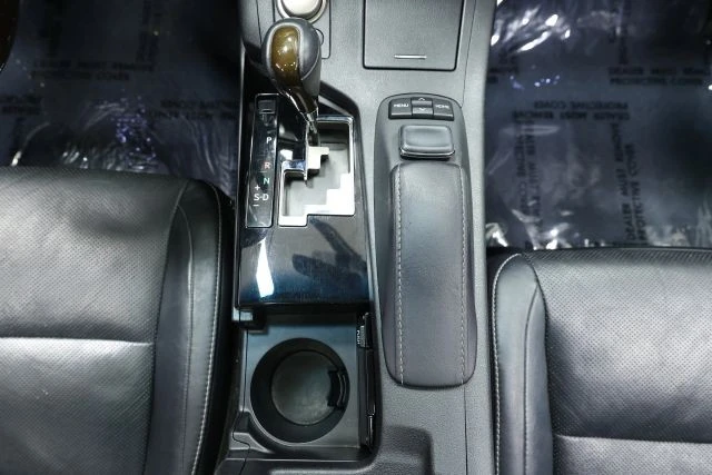 2015 Lexus ES 6th Gen - Image 29 of 31