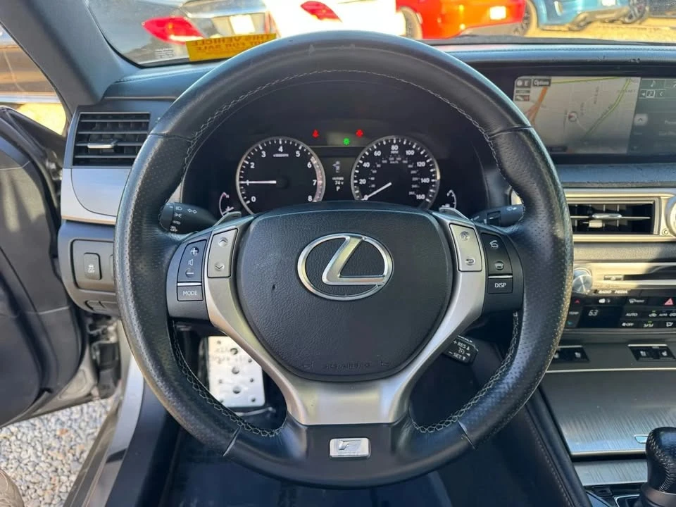 2015 Lexus GS 4th Gen - Image 11 of 12