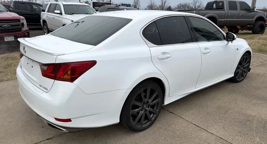 2015 Lexus GS 4th Gen - Image 2 of 3