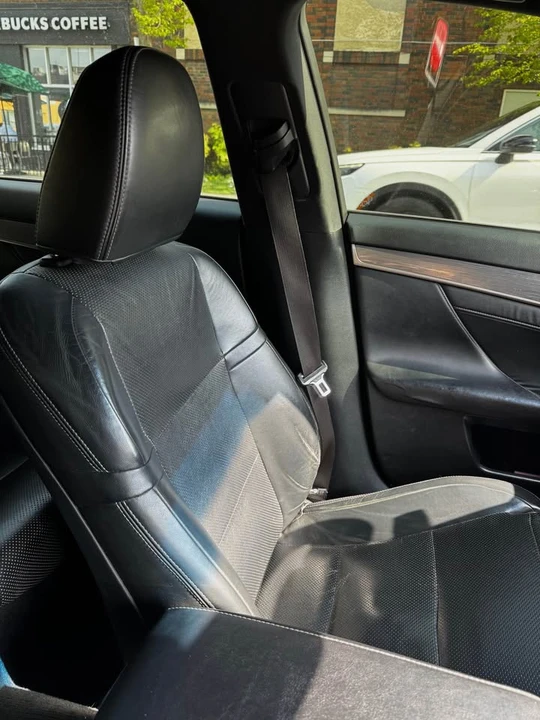 2015 Lexus GS 4th Gen - Image 9 of 10