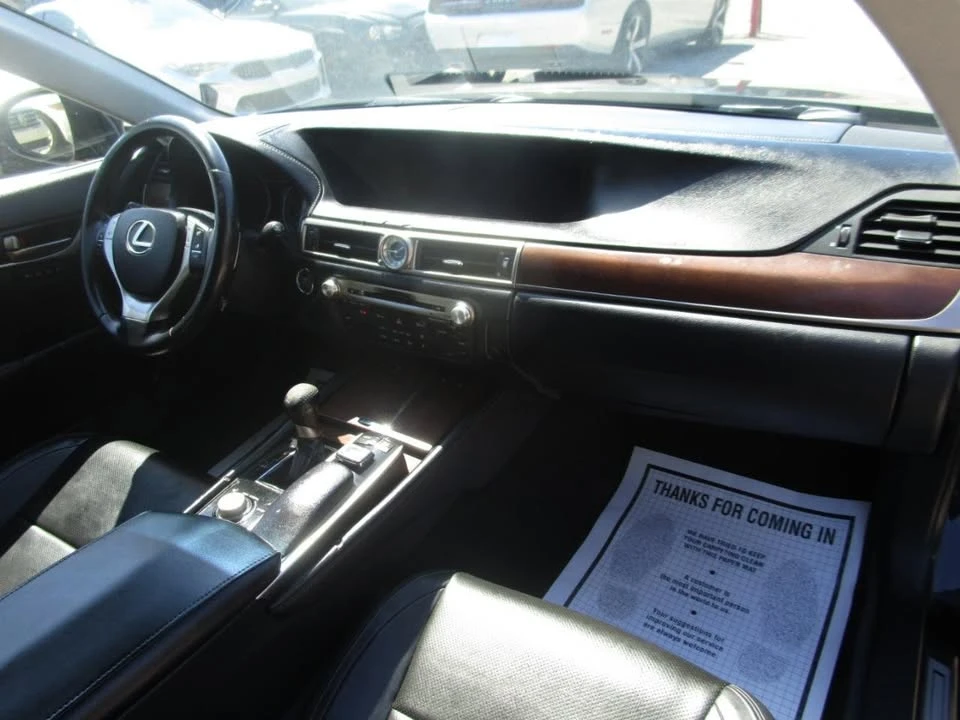 2015 Lexus GS 4th Gen - Image 12 of 20