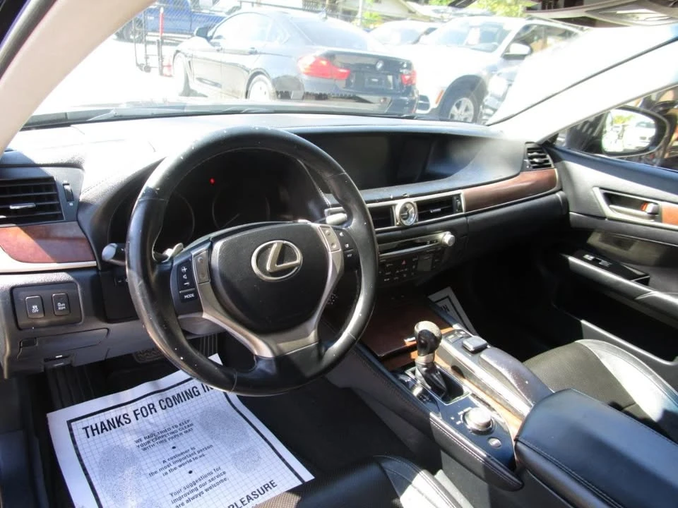 2015 Lexus GS 4th Gen - Image 13 of 20