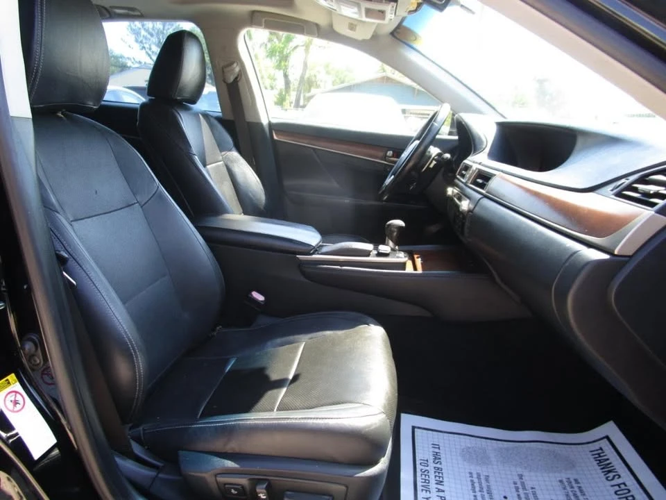 2015 Lexus GS 4th Gen - Image 8 of 20