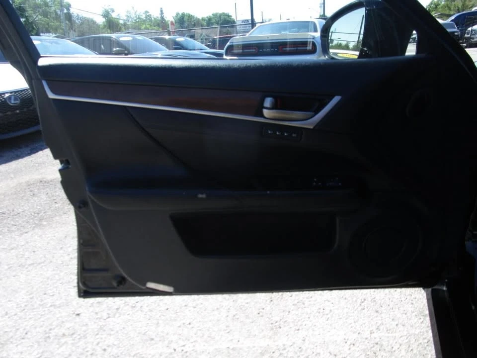 2015 Lexus GS 4th Gen - Image 17 of 20