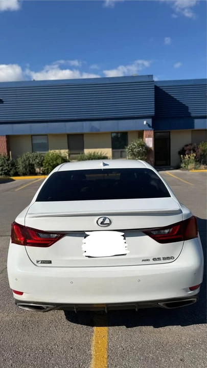 2015 Lexus GS 4th Gen - Image 3 of 12