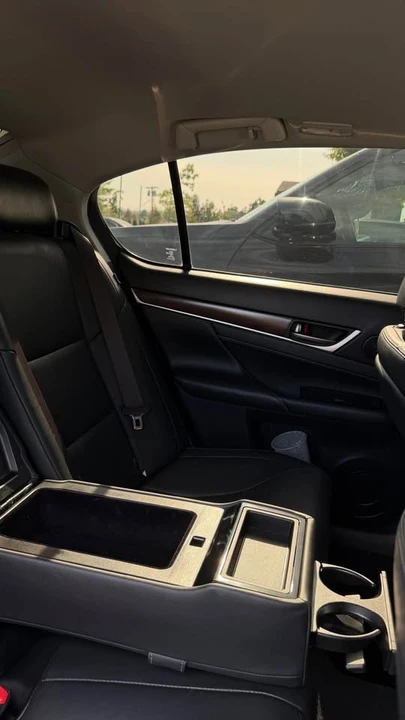 2015 Lexus GS 4th Gen - Image 5 of 17