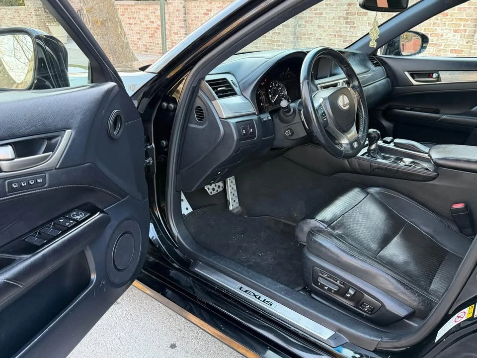 2015 Lexus GS 4th Gen - Image 14 of 20