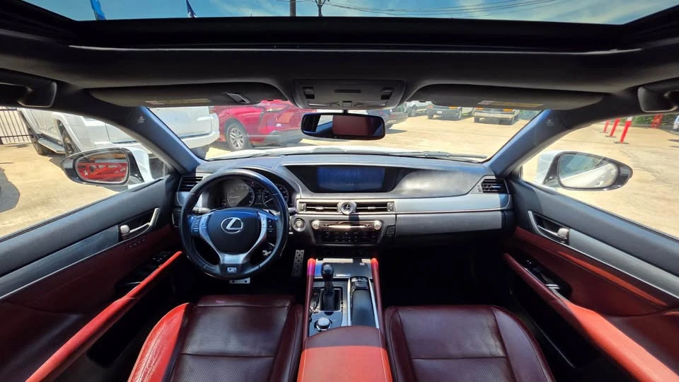 2015 Lexus GS 4th Gen - Image 8 of 10