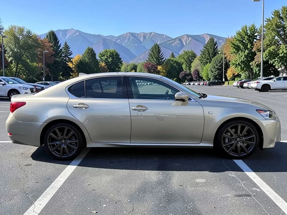 2015 Lexus GS 4th Gen - Image 2 of 3