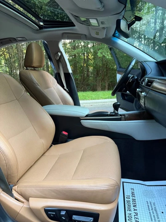 2015 Lexus GS 4th Gen - Image 16 of 20