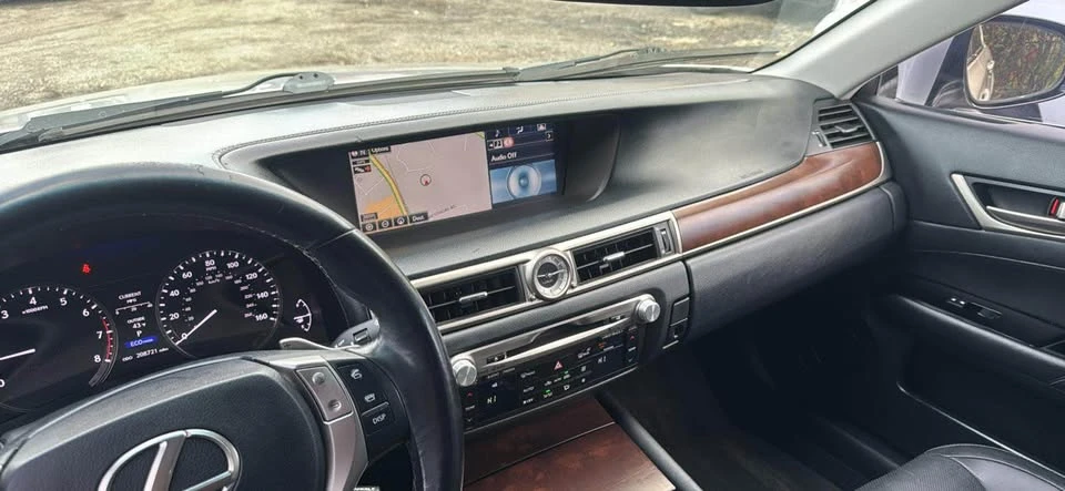2015 Lexus GS 4th Gen - Image 18 of 18