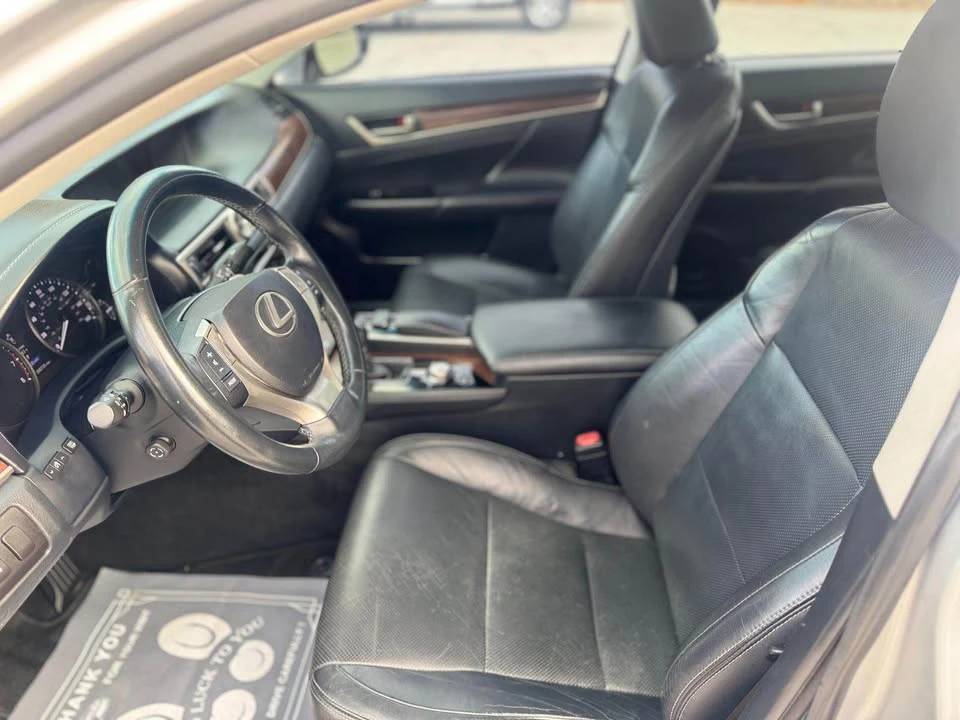 2015 Lexus GS 4th Gen - Image 9 of 18