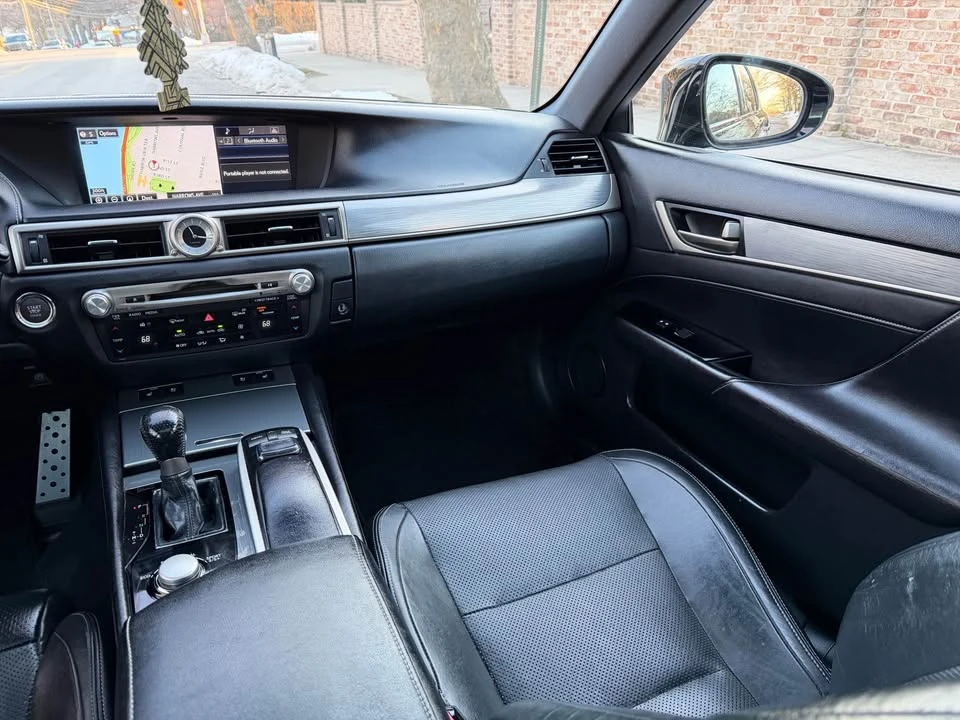 2015 Lexus GS 4th Gen - Image 15 of 19