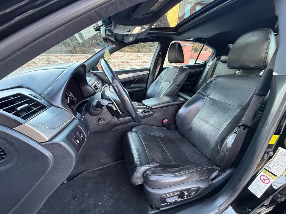 2015 Lexus GS 4th Gen - Image 10 of 19