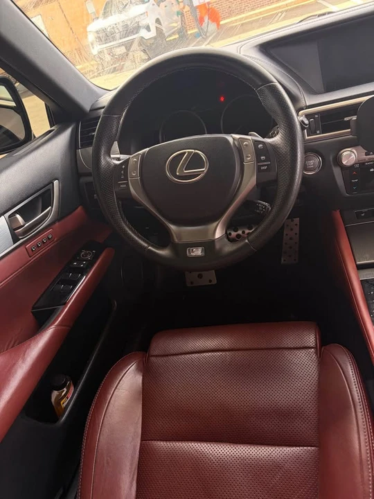 2015 Lexus GS 4th Gen - Image 10 of 19