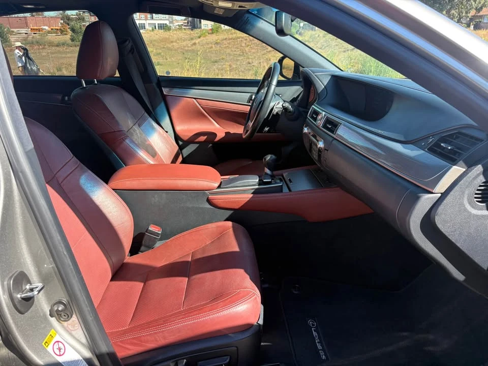2015 Lexus GS 4th Gen - Image 7 of 9