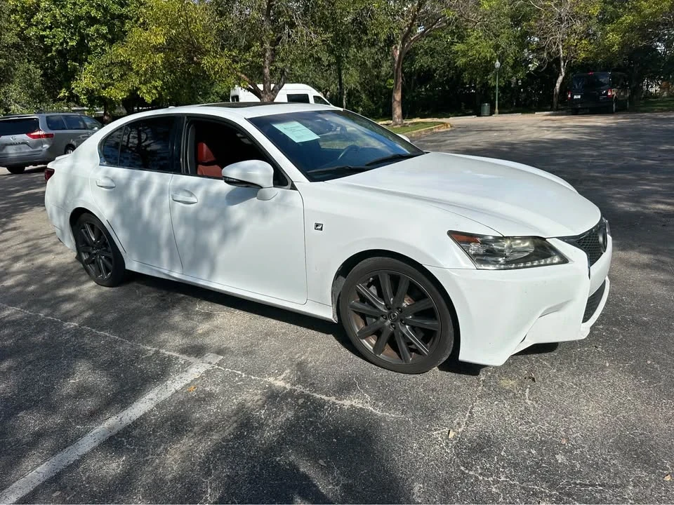 2015 Lexus GS 4th Gen - Image 3 of 15