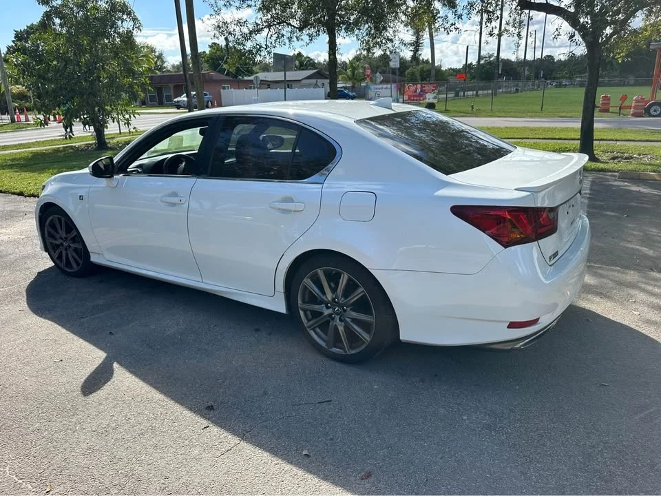 2015 Lexus GS 4th Gen - Image 7 of 15