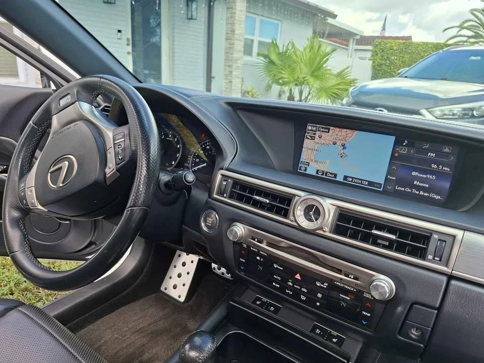 2015 Lexus GS 4th Gen - Image 10 of 19