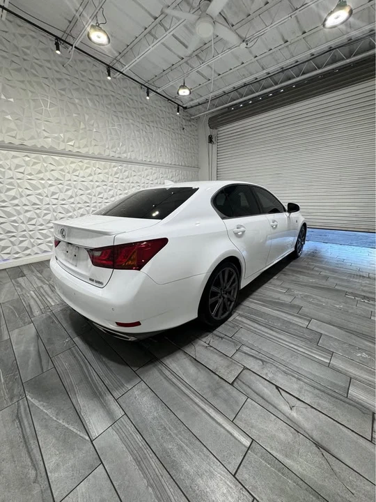 2015 Lexus GS 4th Gen - Image 4 of 13