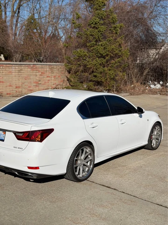 2015 Lexus GS 4th Gen - Image 2 of 8