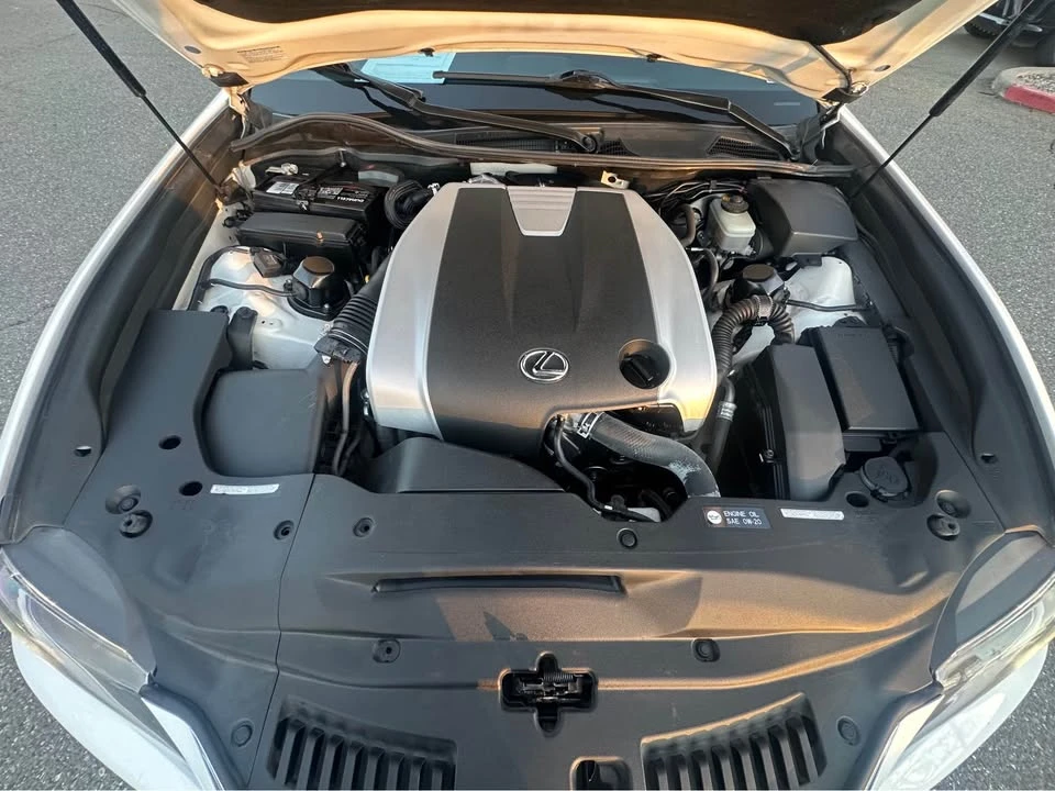 2015 Lexus GS 4th Gen - Image 2 of 8